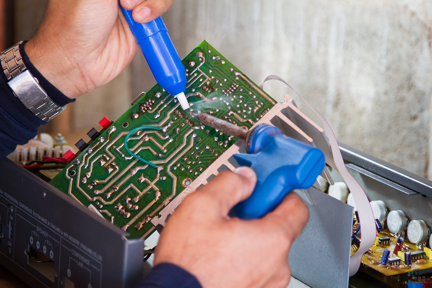 HiroseElectric_Blog_Solder_Image2_062025-1